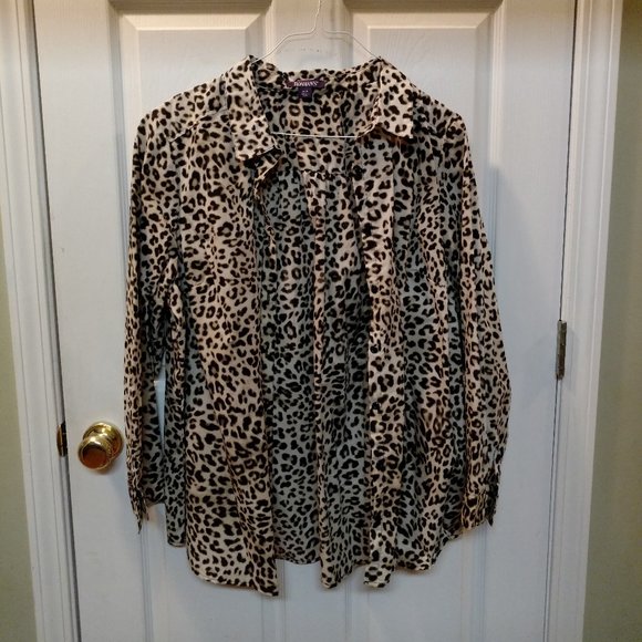 NWOT Womens AnimalPrint buttondown top PlusSize24W - Picture 1 of 6